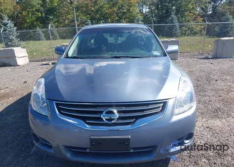2011 Nissan Altima 2.5 S z USA, uszkodzony, nr VIN 1N4AL2AP9BN476021
